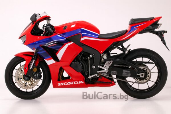 Новата Honda CBR600RR 2024–2025: завръщането на легендата! Всичко за модела: цена, характеристики и премиера в България